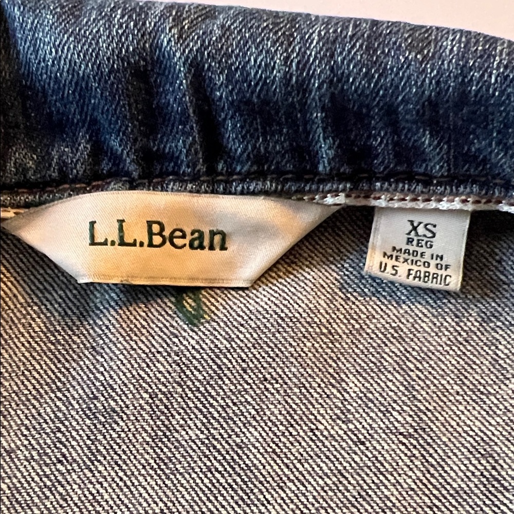 L.L. Bean Blue Denim Jean Jacket Women's XS EUC Stretch Western Cowgirl Boho - Picture 11 of 11